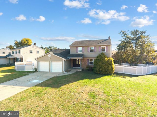 2 CANDLESTICK RD, Clementon, NJ 08021
