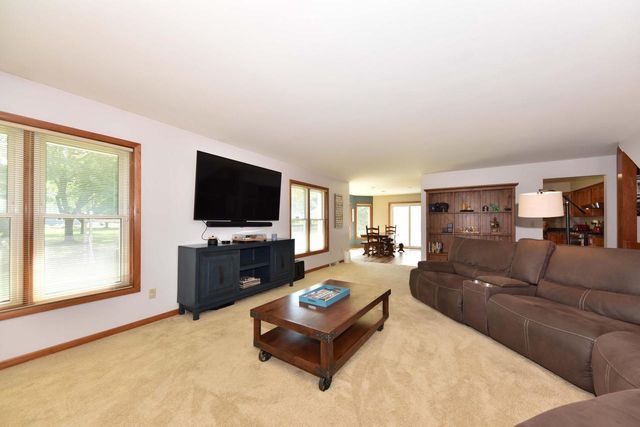 4435 W Terry AVENUE, Brown Deer, WI 53223