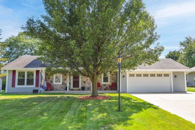 4435 W Terry AVENUE, Brown Deer, WI 53223