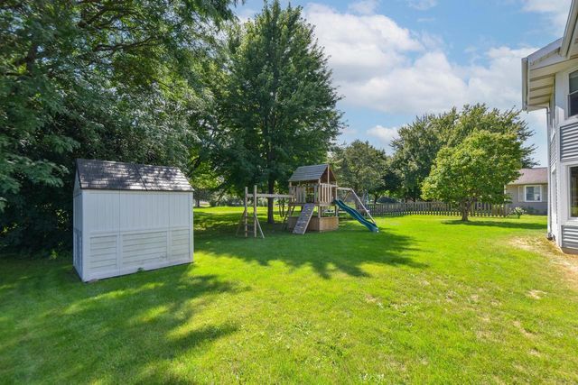 4435 W Terry AVENUE, Brown Deer, WI 53223