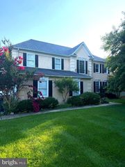 524 RIDGE PIKE, Lafayette Hill, PA 19444
