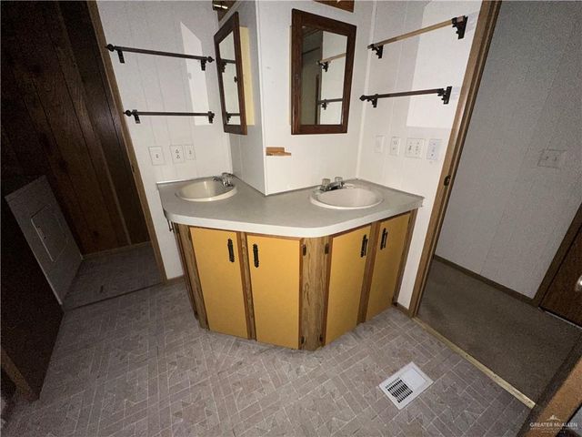 411 Citrus Circle 60, San Juan, TX 78589