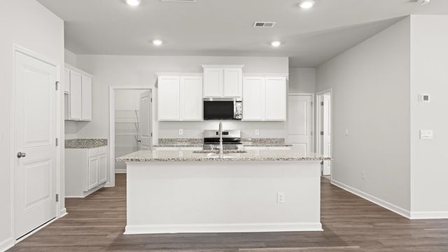 879 Lytham Drive, Aiken, SC 29801