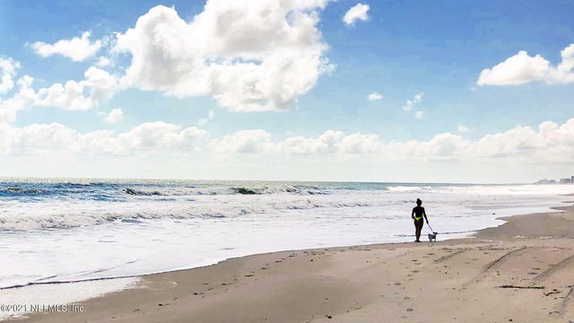 705 AMBERJACK Lane, Atlantic Beach, FL 32233