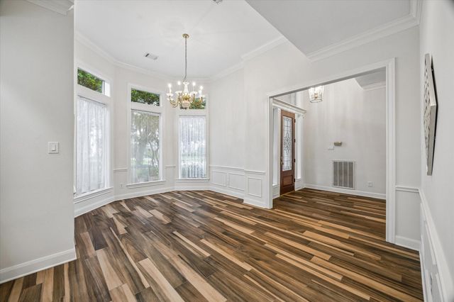 4714 Holt, Bellaire, TX 77401