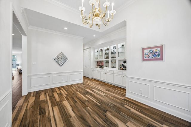 4714 Holt, Bellaire, TX 77401