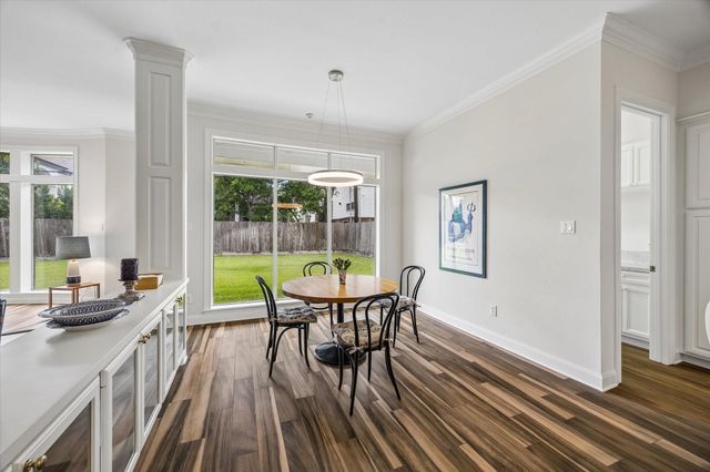 4714 Holt, Bellaire, TX 77401