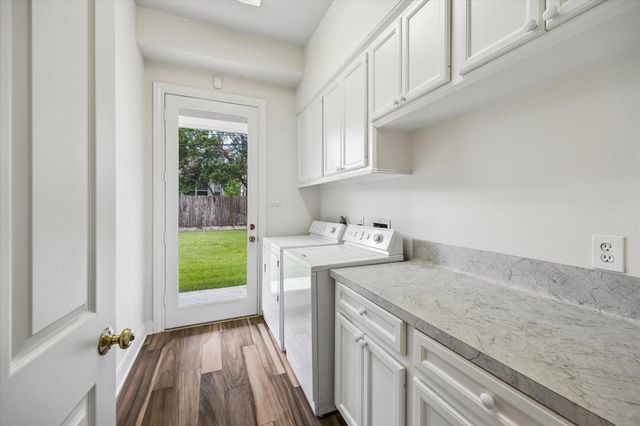 4714 Holt, Bellaire, TX 77401