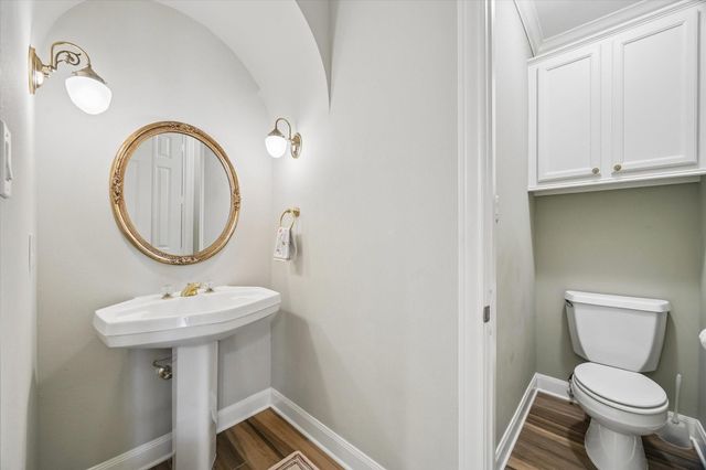 4714 Holt, Bellaire, TX 77401