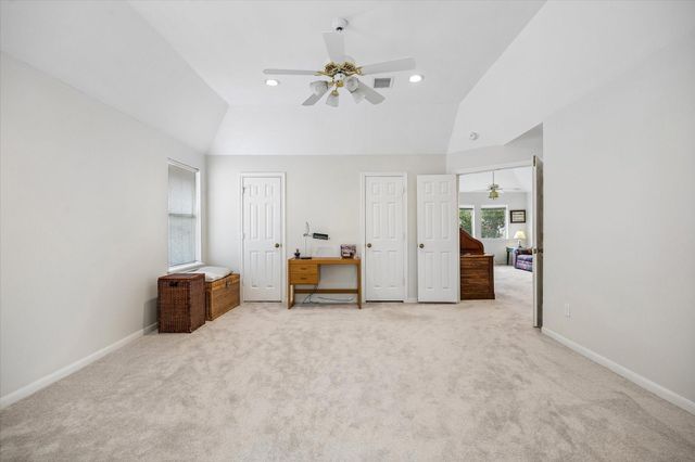 4714 Holt, Bellaire, TX 77401