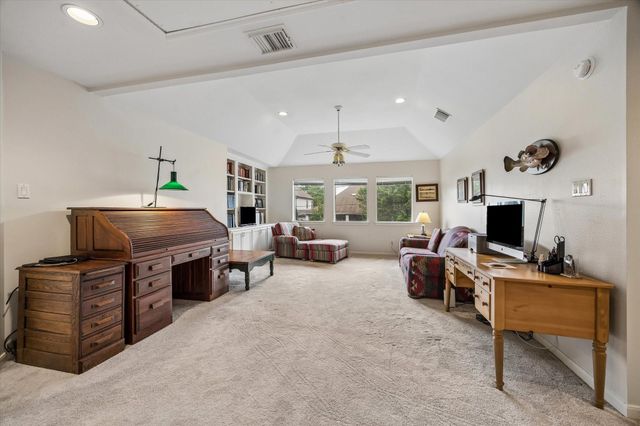 4714 Holt, Bellaire, TX 77401