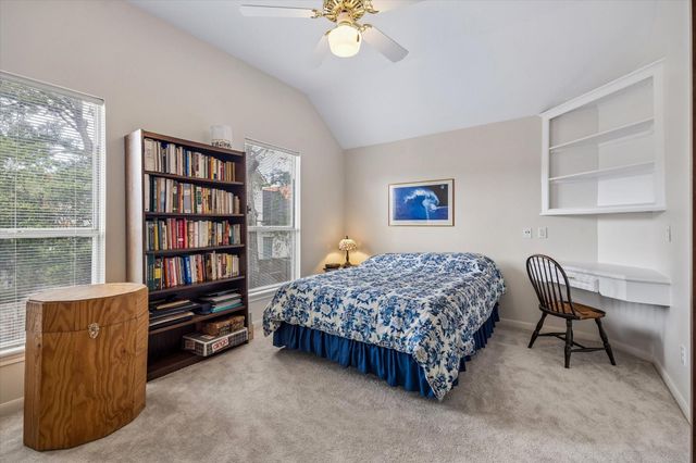 4714 Holt, Bellaire, TX 77401