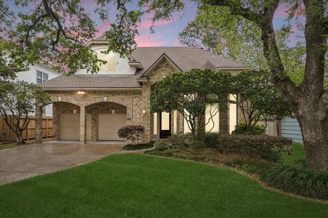 4714 Holt, Bellaire, TX 77401