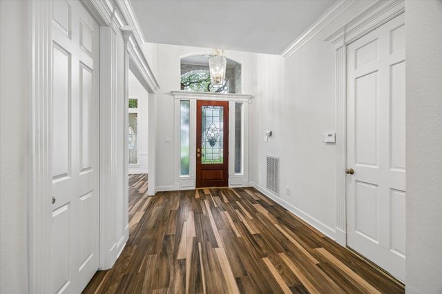 4714 Holt, Bellaire, TX 77401