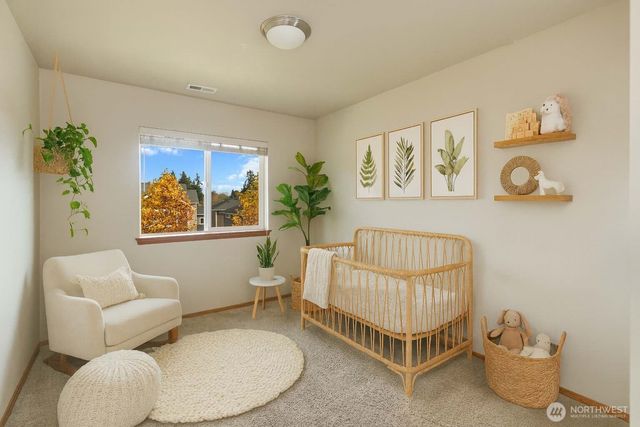 2383 Yulan Walk, Bremerton, WA 98310