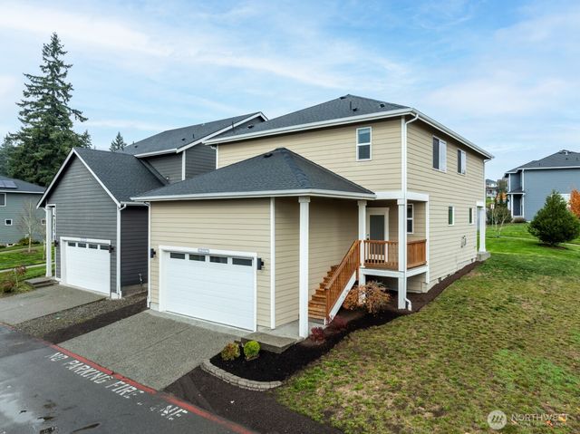 2383 Yulan Walk, Bremerton, WA 98310