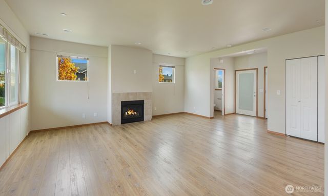 2383 Yulan Walk, Bremerton, WA 98310