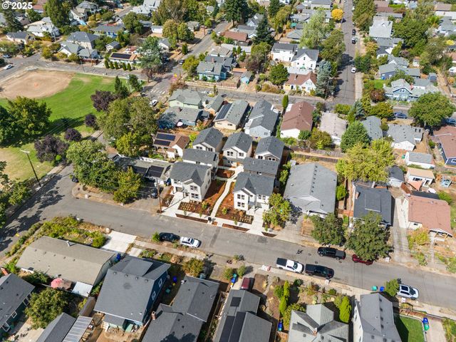 6727 Se Gladstone St, Portland, OR 97206