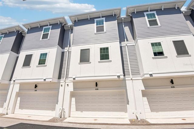3129 4TH TERRACE N, St Petersburg, FL 33713