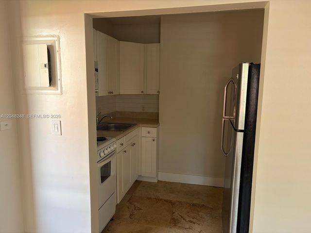 544 NE 62nd St 544-8, Miami, FL 33138