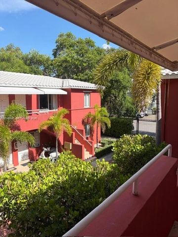 544 NE 62nd St 544-8, Miami, FL 33138