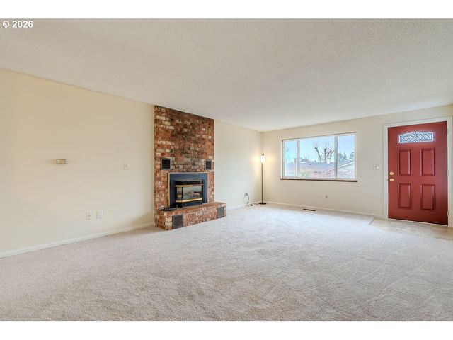 13364 EASTBORNE Dr, Oregon City, OR 97045