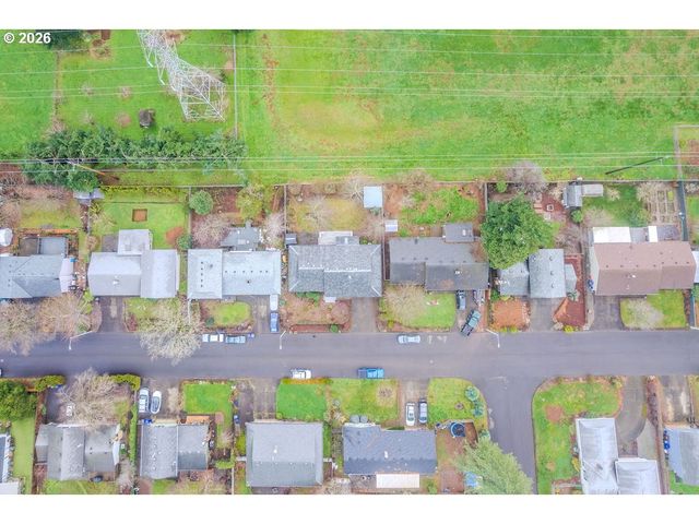 13364 EASTBORNE Dr, Oregon City, OR 97045