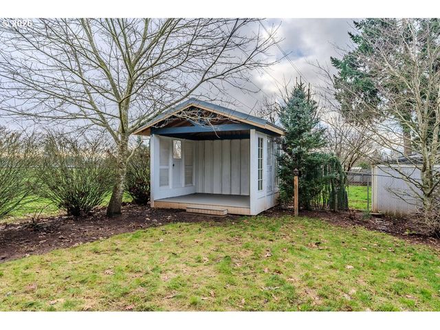 13364 EASTBORNE Dr, Oregon City, OR 97045