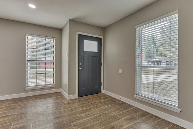 88 W White Willow Circle, The Woodlands, TX 77381