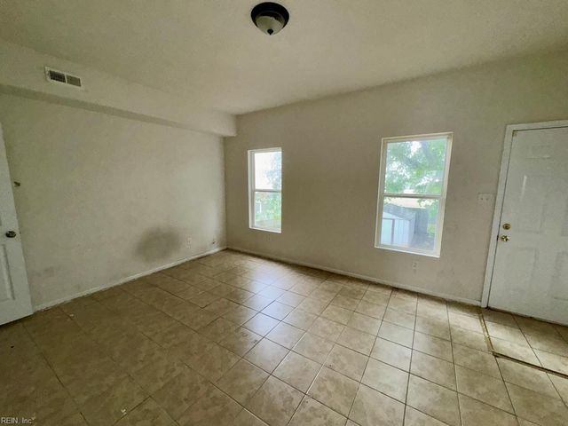1019 Tunstall AVE, Norfolk, VA 23504