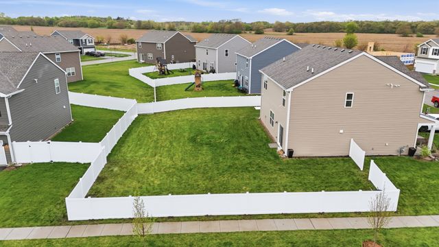 2282 Cobble Springs Drive, Wonder Lake, IL 60097