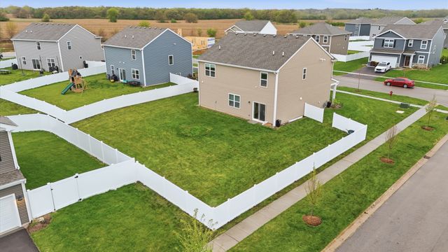 2282 Cobble Springs Drive, Wonder Lake, IL 60097