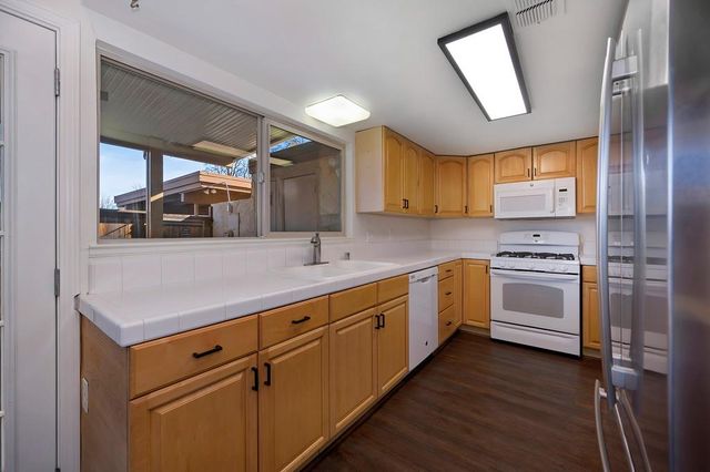 5908 Casa Alegre, Carmichael, CA 95608