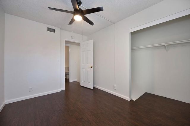 5908 Casa Alegre, Carmichael, CA 95608