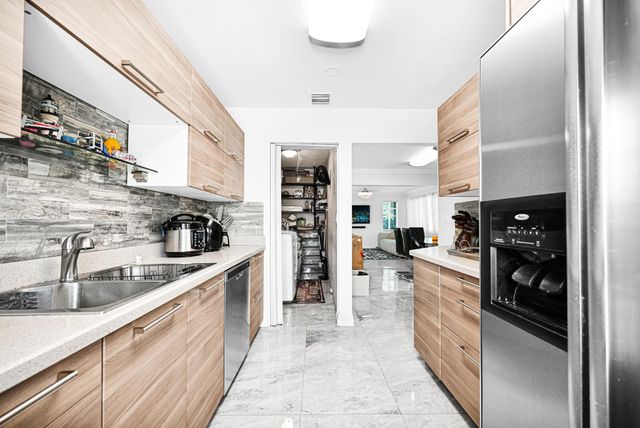 2171 SW 36TH Terrace, Fort Lauderdale, FL 33312