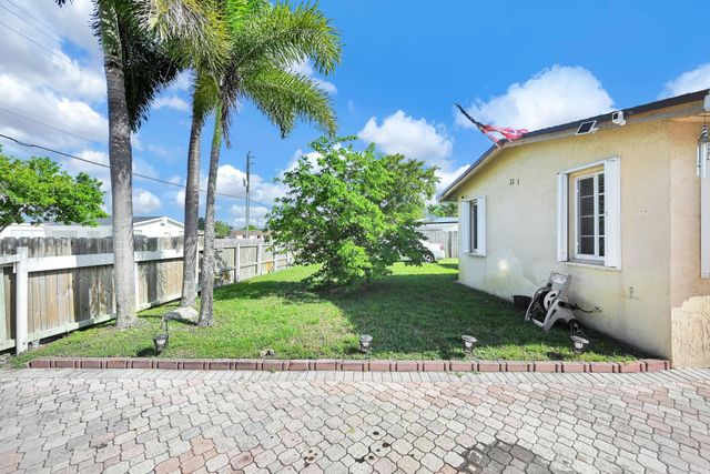 2171 SW 36TH Terrace, Fort Lauderdale, FL 33312