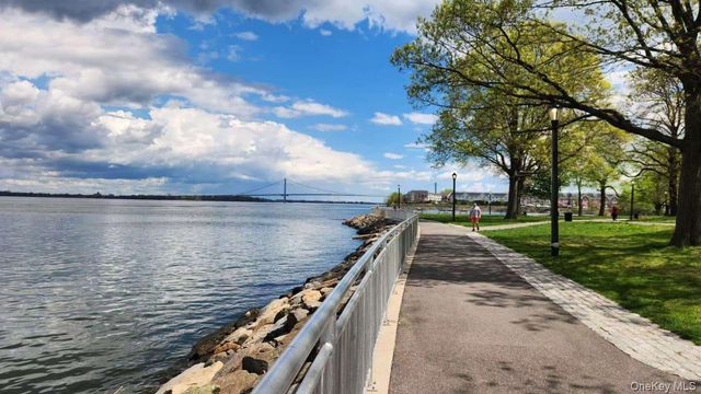 11508 Poppenhusen Avenue, College Point, NY 11356