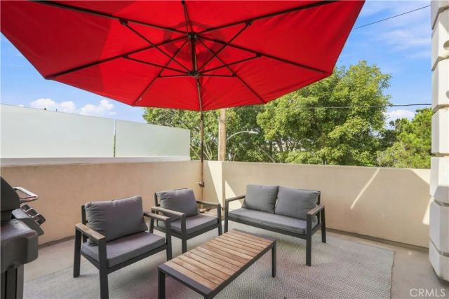 606 9th, Hermosa Beach, CA 90254