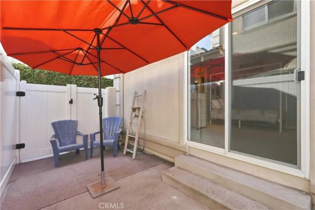 606 9th, Hermosa Beach, CA 90254