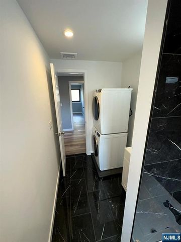 80 Koster Street, Wallington, NJ 07057