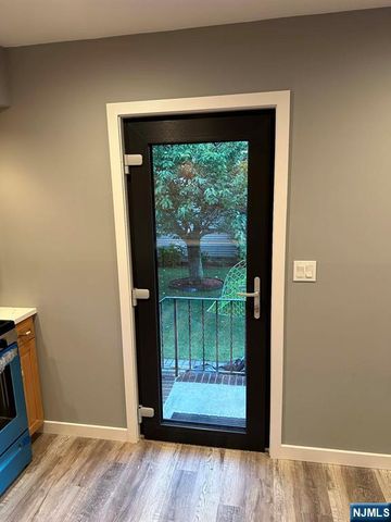 80 Koster Street, Wallington, NJ 07057