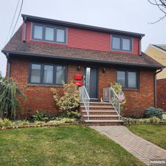 80 Koster Street, Wallington, NJ 07057