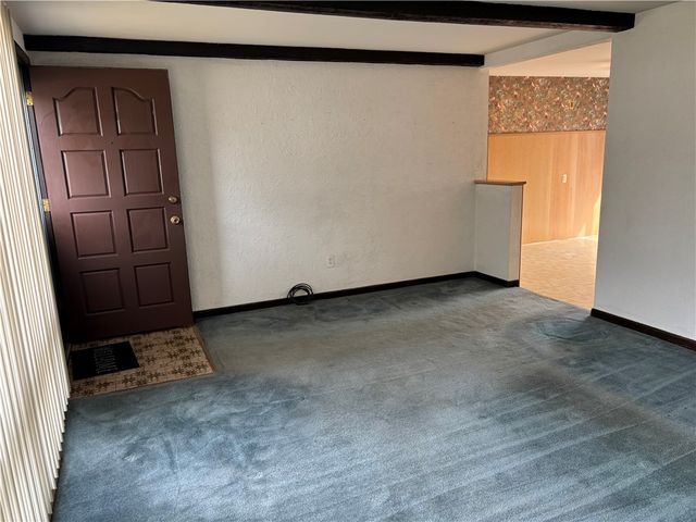 46 Lake Garden Drive, Cranston, RI 02920