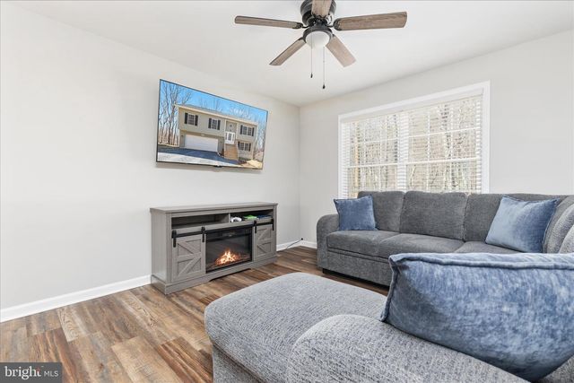 616 CARDINAL DR, Winchester, VA 22602