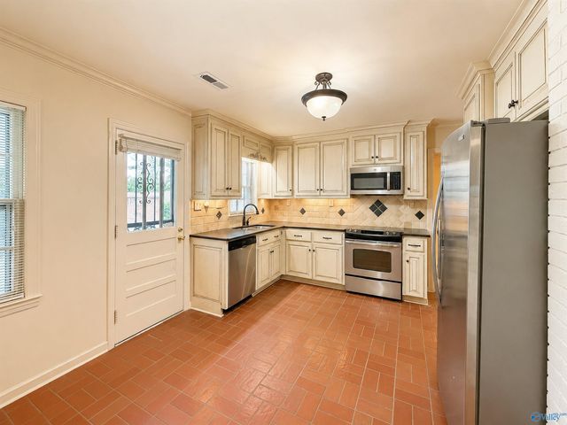 2075 US Highway 31, Athens, AL 35611