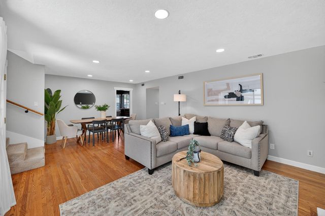 1619 deerwood street, West Sacramento, CA 95691