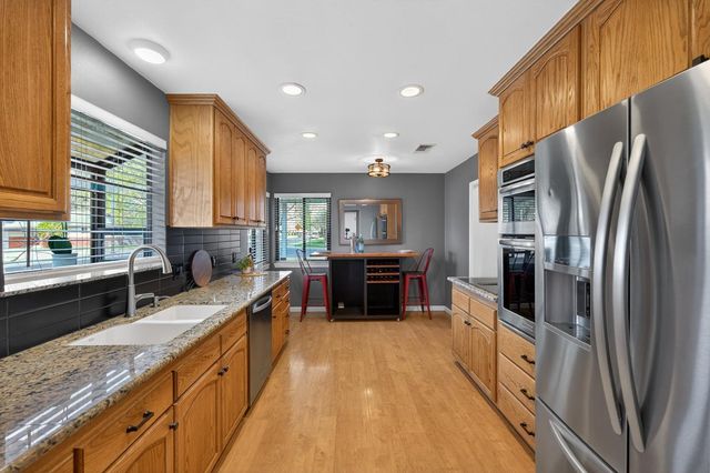 1619 deerwood street, West Sacramento, CA 95691