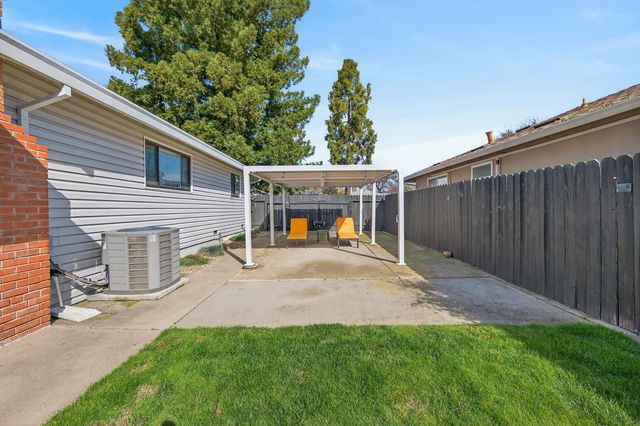 1619 deerwood street, West Sacramento, CA 95691