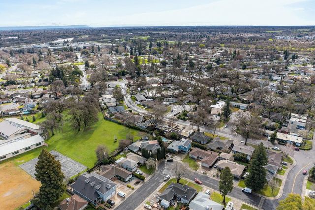 1619 deerwood street, West Sacramento, CA 95691