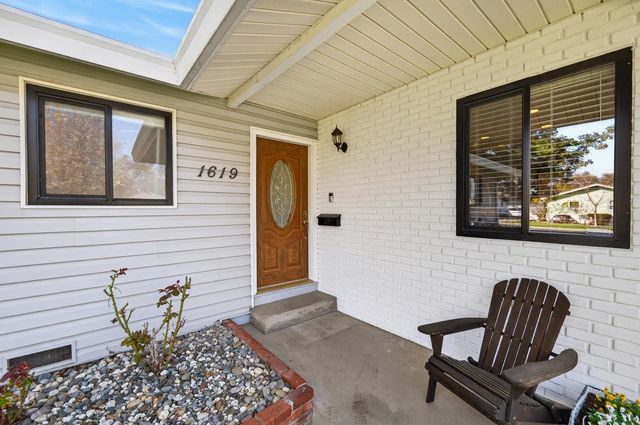 1619 deerwood street, West Sacramento, CA 95691